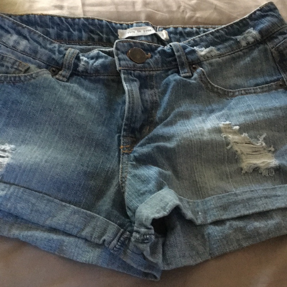 Cut off shorts